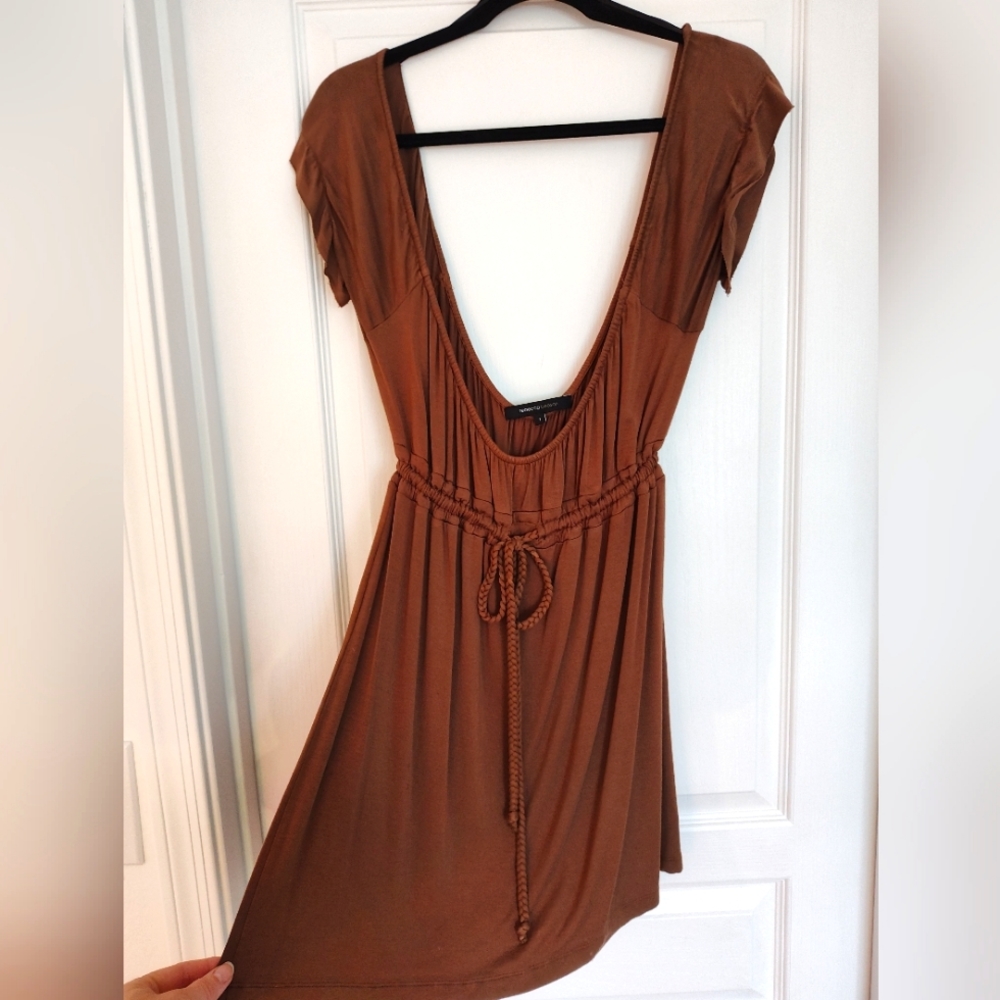 Rebecca Beeson Beautiful Brown Deep Scoop Neck & Back Drawstring Waist Top Sz. 1